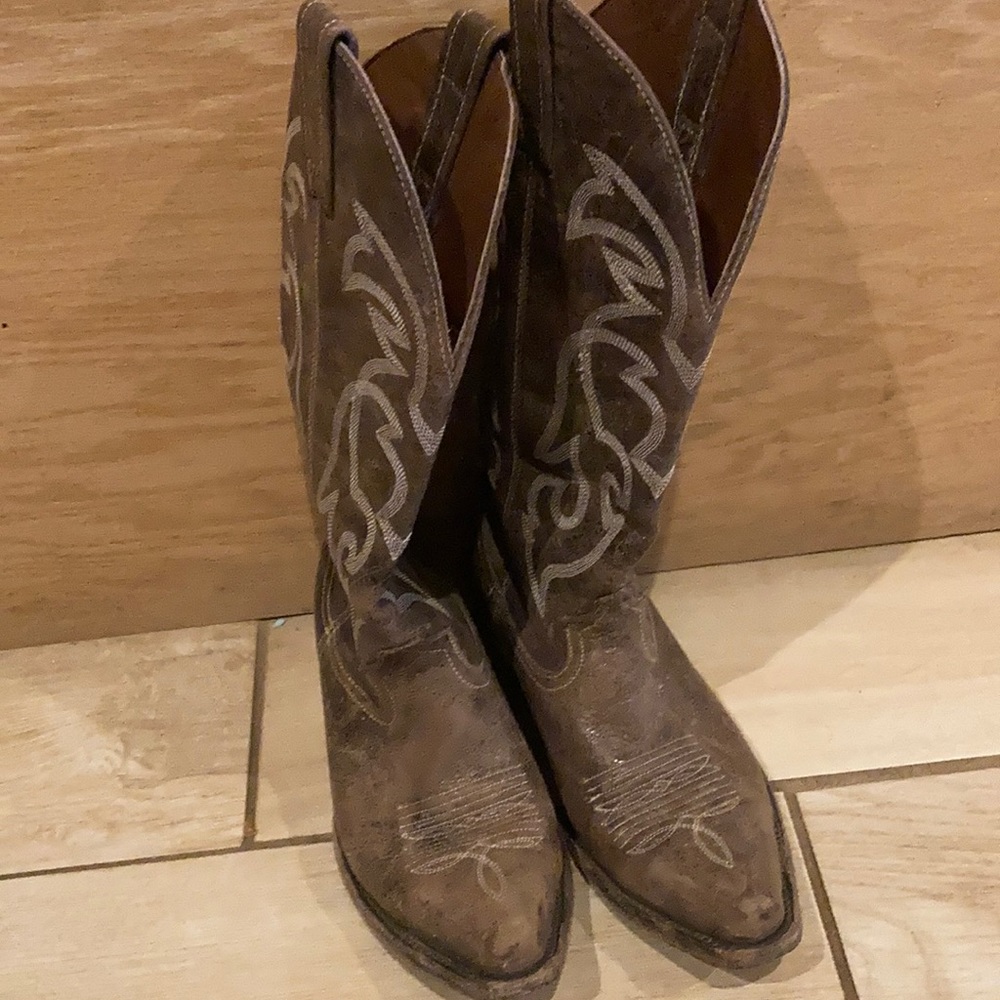 Ladies boots